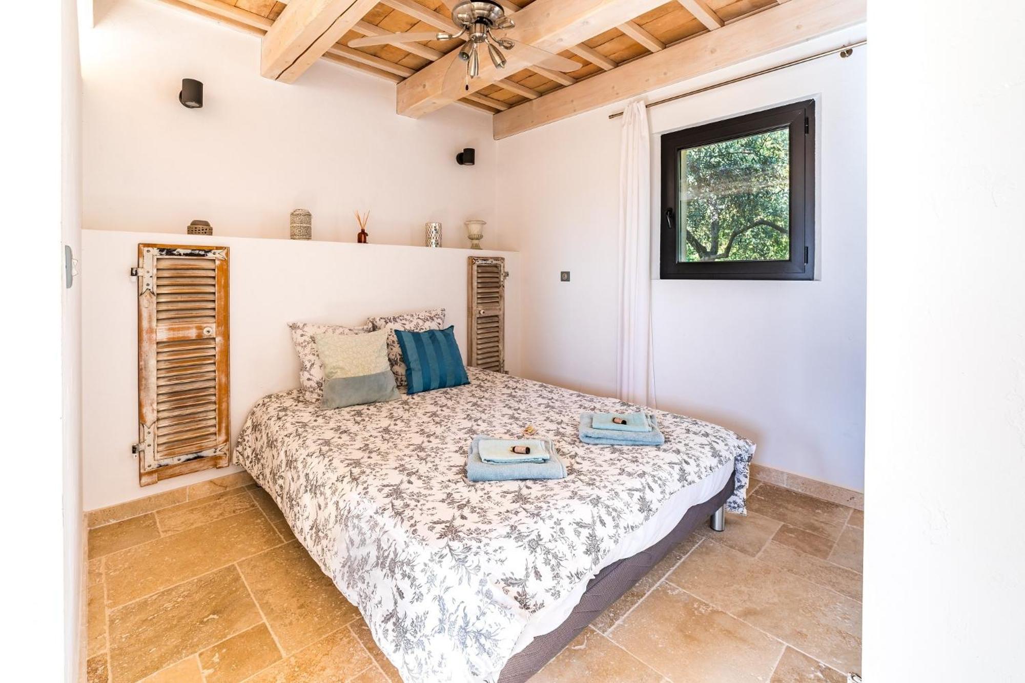 O Patio Du Mas Bed and Breakfast Callas Buitenkant foto