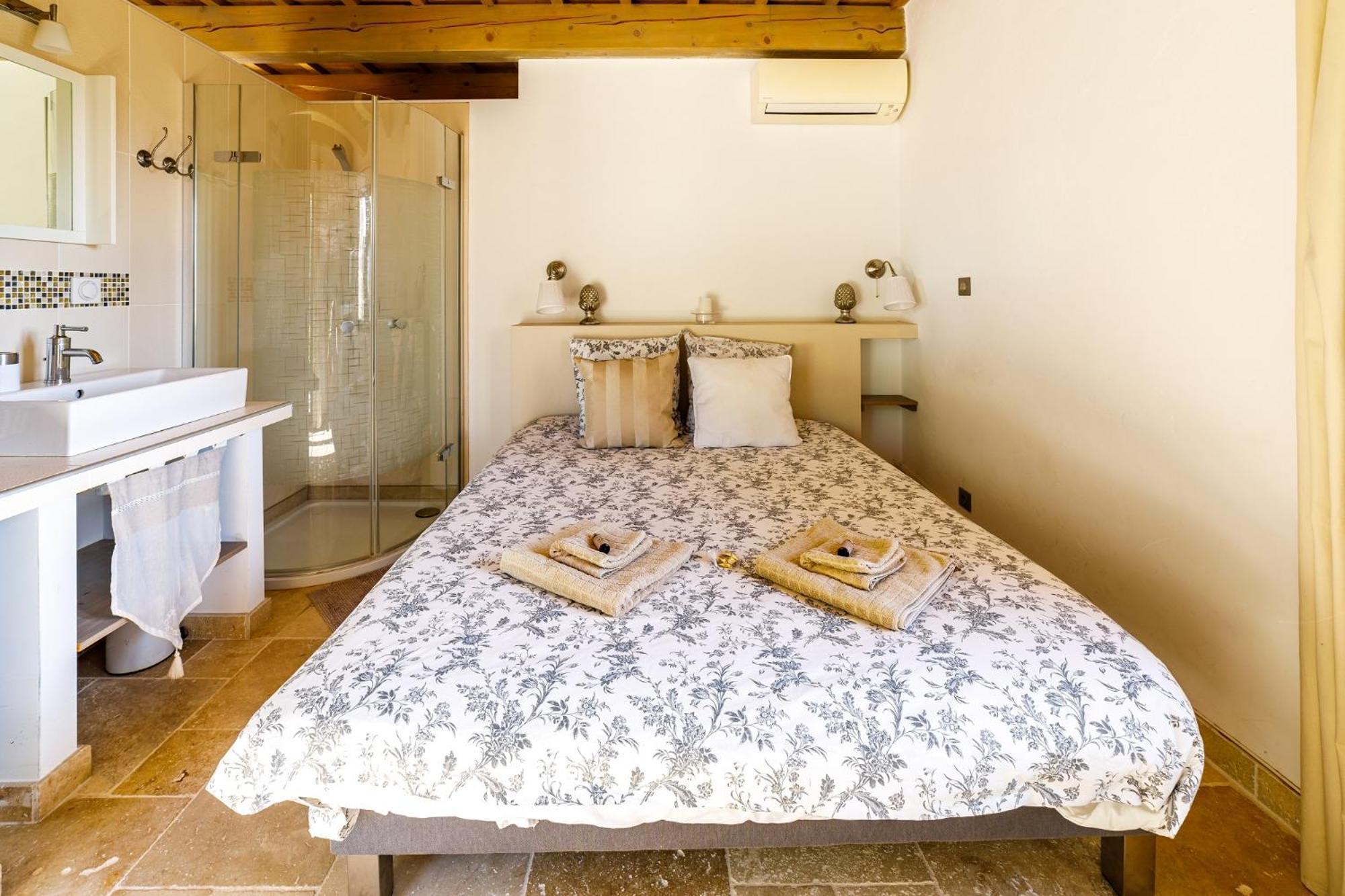 O Patio Du Mas Bed and Breakfast Callas Buitenkant foto